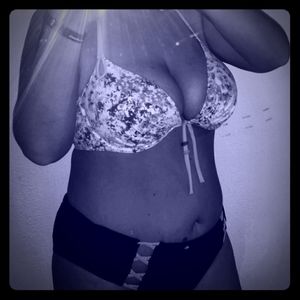 Meet your Posher, Annie